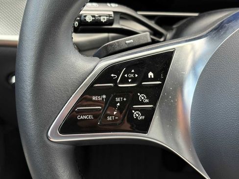 Used 2026 Mercedes-Benz GLC 300 image 20