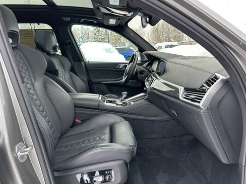 Used 2022 BMW X5 M w/ Competition Package 2 image 10