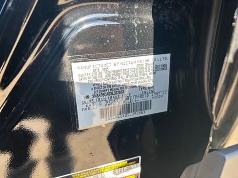 Used 2025 Nissan Kicks SV image 27