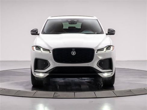 New 2026 Jaguar F-PACE R-Dynamic S AWD/4WD image 8