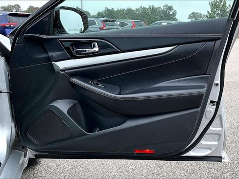 Used 2022 Nissan Maxima SV w/ Floor Mat Group image 44
