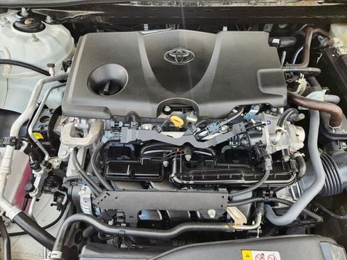 Used 2024 Toyota Camry LE FWD image 21
