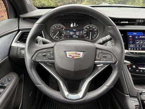 Used 2024 Cadillac XT6 Sport w/ LPO, Floor Liner Package image 31