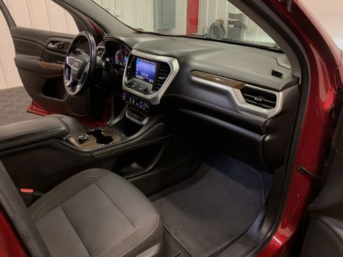 Used 2020 GMC Acadia SLE image 50