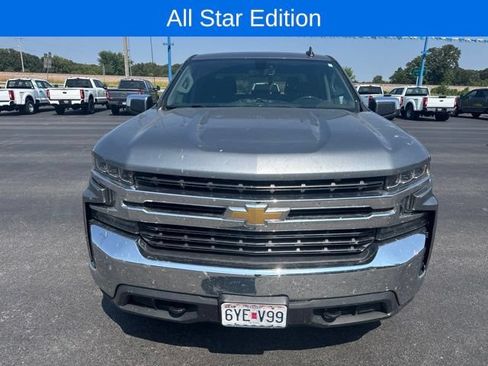 Used 2019 Chevrolet Silverado 1500 LT w/ All-Star Edition AWD/4WD image 2
