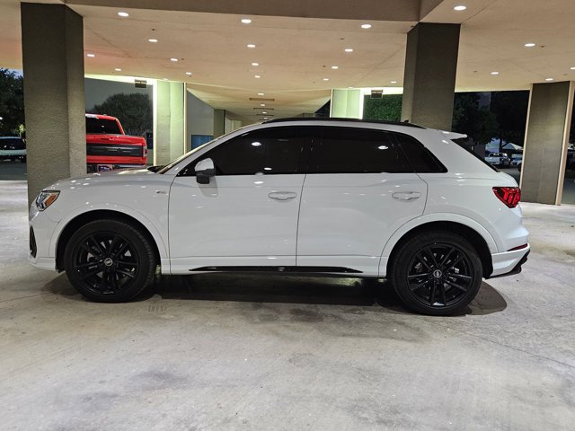 Used 2021 Audi Q3 2.0T Premium Plus w/ Premium Plus Package AWD/4WD image 8