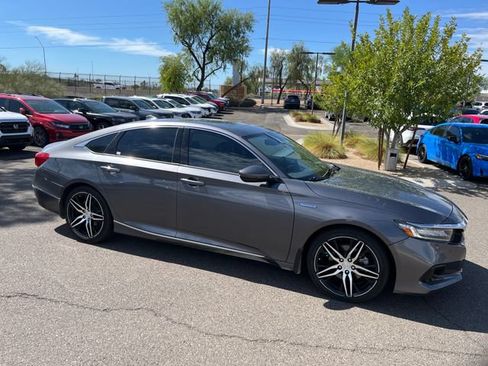 Used 2022 Honda Accord Touring image 6