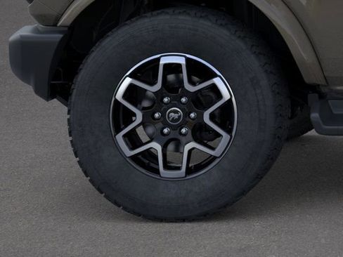New 2025 Ford Bronco Outer Banks image 24