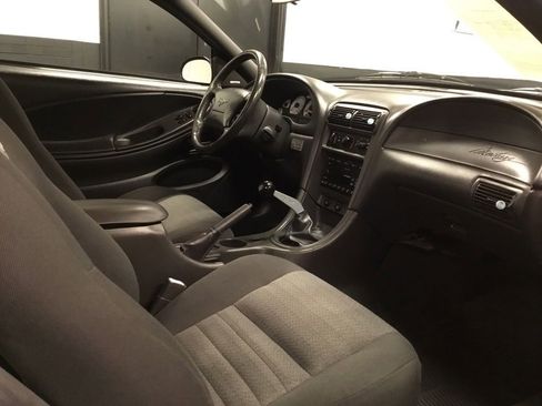 Used 2002 Ford Mustang GT image 32