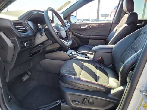 New 2026 Ford Escape ST-Line w/ Tech Pack #1 AWD/4WD image 4