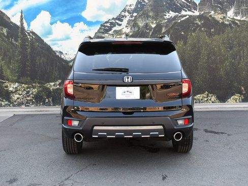 Used 2023 Honda Passport TrailSport image 10