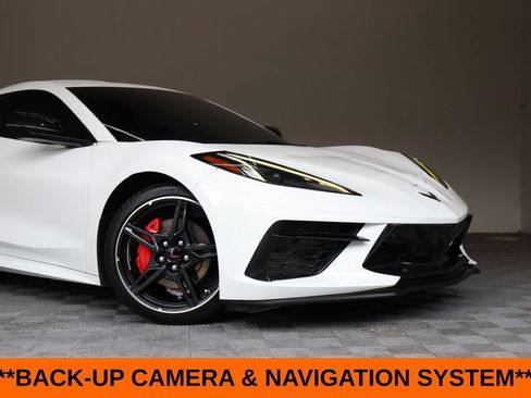 Used 2021 Chevrolet Corvette Stingray Preferred Cpe w/ Battery Protection Package RWD image 3
