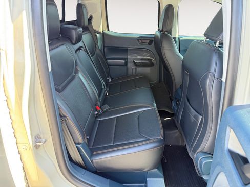 Used 2025 Ford Maverick Tremor AWD/4WD image 18
