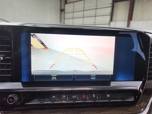 Used 2024 Chevrolet Silverado 1500 LT image 28