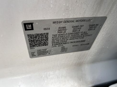 Used 2019 Chevrolet Suburban LT image 28