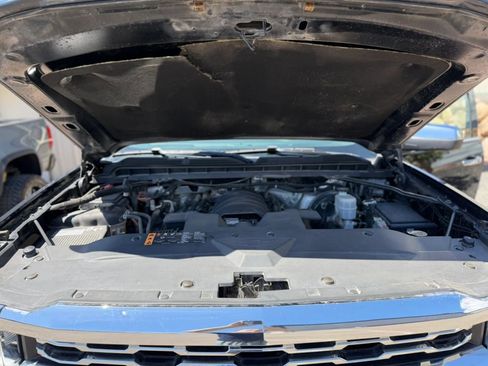 Used 2018 Chevrolet Silverado 1500 LTZ w/ LTZ Plus Package AWD/4WD image 43