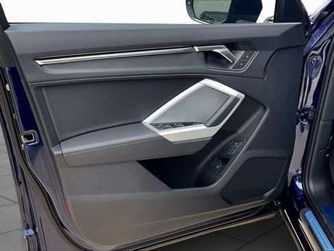 Used 2025 Audi Q3 2.0T Premium w/ Convenience Package AWD/4WD image 10
