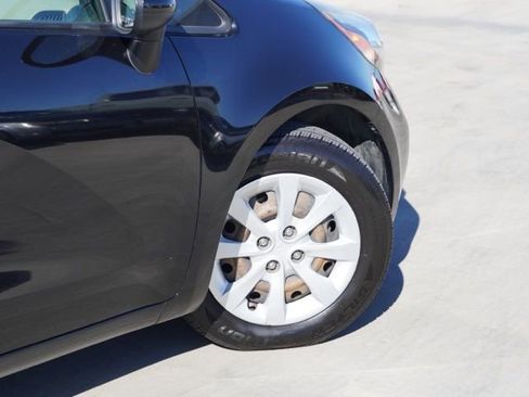 Used 2014 Kia Rio LX FWD image 8