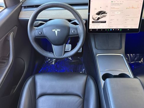 Used 2022 Tesla Model Y Performance AWD/4WD image 14