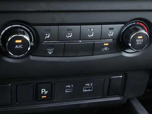 Used 2025 Nissan Frontier S w/ S Utility Package image 29