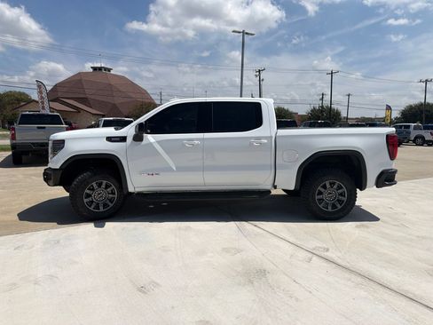 Used 2026 GMC Sierra 1500 AT4X AWD/4WD image 4