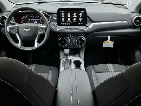 New 2026 Chevrolet Blazer LT w/ Convenience Package FWD image 10