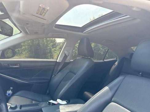 Used 2014 Lexus IS 250 AWD w/ Premium Package image 9