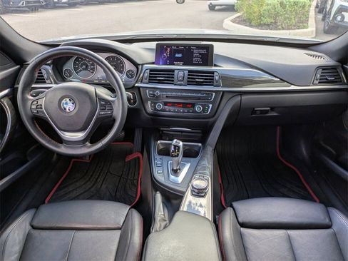 Used 2015 BMW 328i xDrive 328i xDrive Gran Turismo image 12
