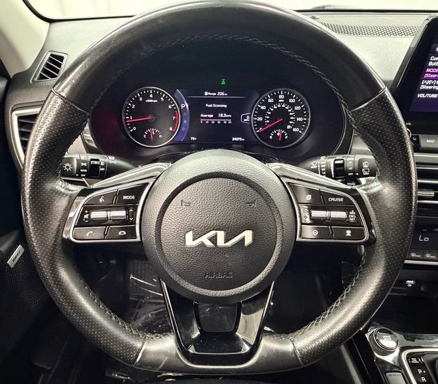 Used 2023 Kia Seltos SX AWD/4WD image 32