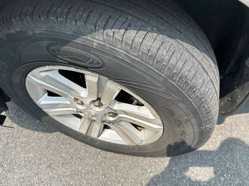 Used 2014 Chevrolet Traverse LT AWD/4WD image 3