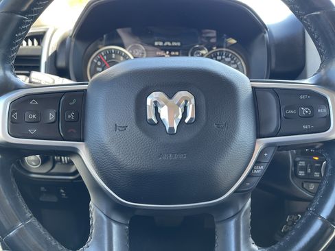 Used 2019 RAM 1500 Big Horn AWD/4WD image 14