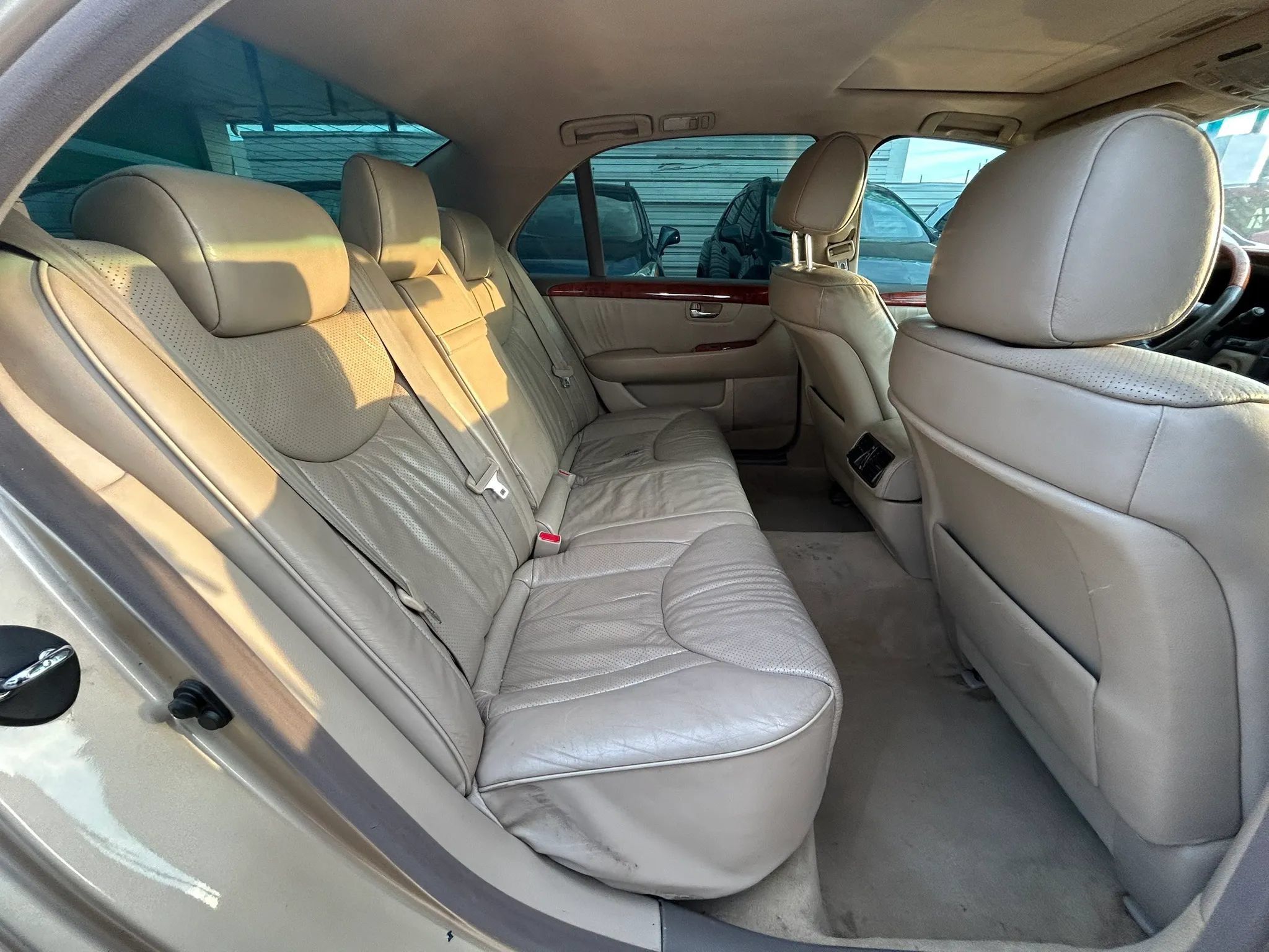 Used 2003 Lexus LS 430 RWD image 17