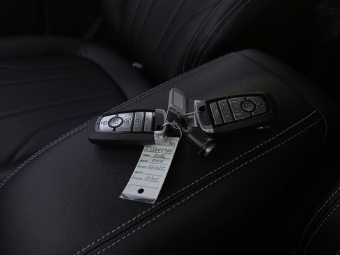 New 2026 Ford Escape SE w/ PHEV Premium Package image 59