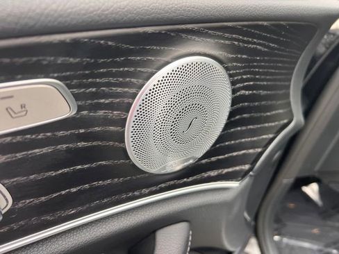 Used 2018 Mercedes-Benz E 300 E 300 image 12