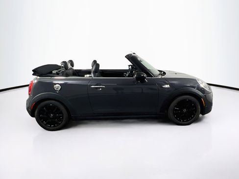 Used 2018 MINI Cooper S FWD image 4