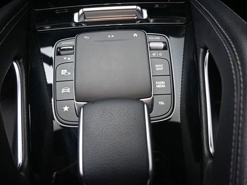 Used 2021 Mercedes-Benz GLE 450 4MATIC image 9