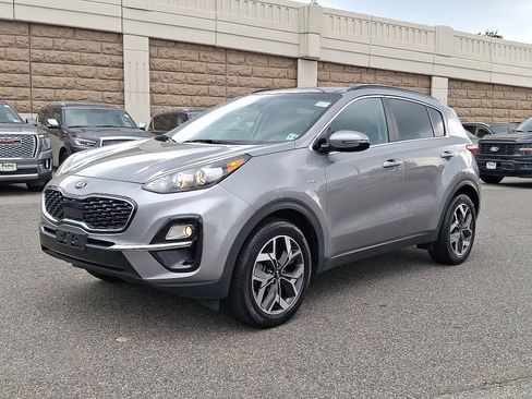 Used 2022 Kia Sportage EX w/ EX Technology Package image 1