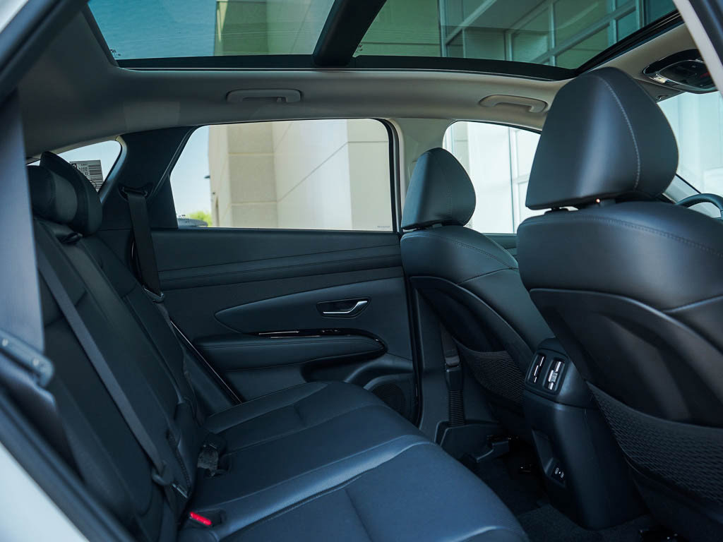 New 2026 Hyundai Tucson Limited AWD/4WD image 13