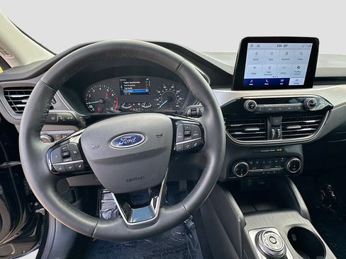 Certified 2022 Ford Escape SEL image 11