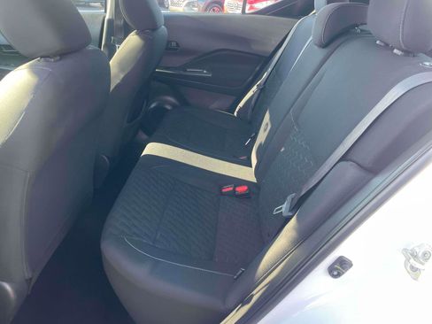 Used 2021 Nissan Kicks S image 6