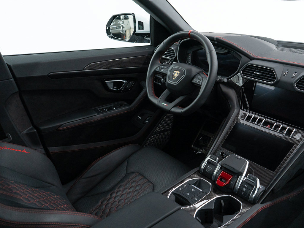 Used 2024 Lamborghini Urus Performante AWD/4WD image 29