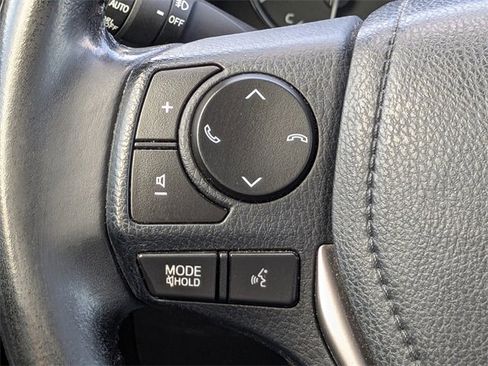 Used 2018 Toyota RAV4 Limited image 33