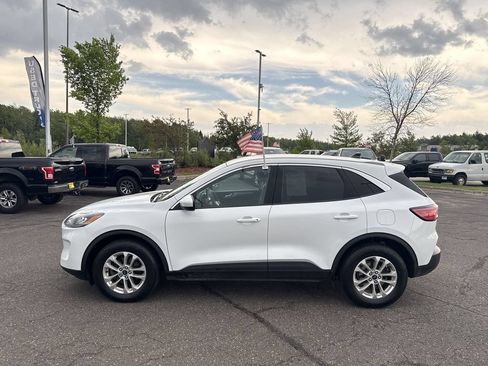 Used 2020 Ford Escape SE AWD/4WD image 9
