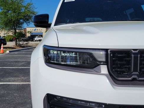 New 2026 Jeep Grand Cherokee L Limited image 7