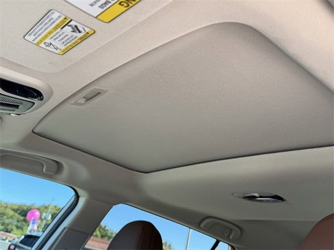 Certified 2022 Subaru Outback Touring w/ Popular Package #2 image 19