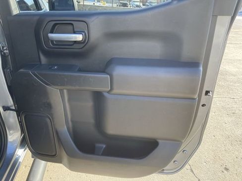 Used 2021 Chevrolet Silverado 1500 Custom image 14