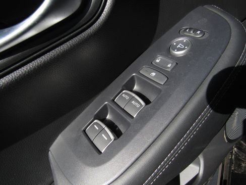 New 2026 Honda HR-V EX-L image 21