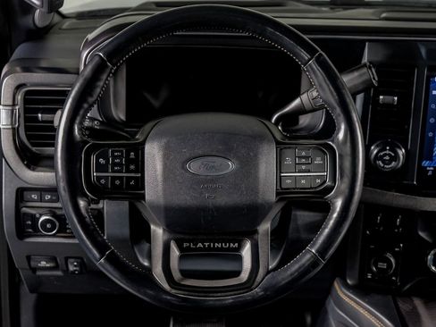 Used 2024 Ford F250 Platinum AWD/4WD image 17