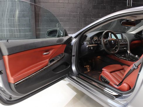 Used 2012 BMW 650i Coupe image 25