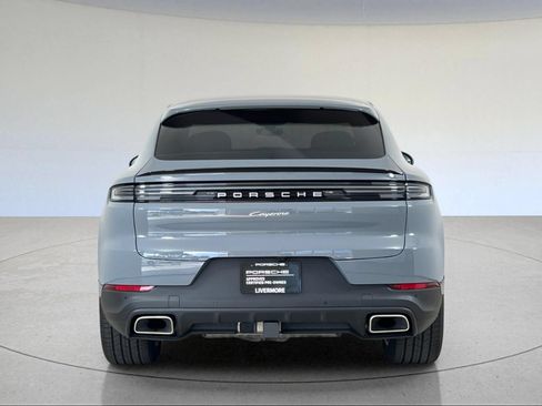 Certified 2026 Porsche Cayenne Coupe AWD/4WD image 7